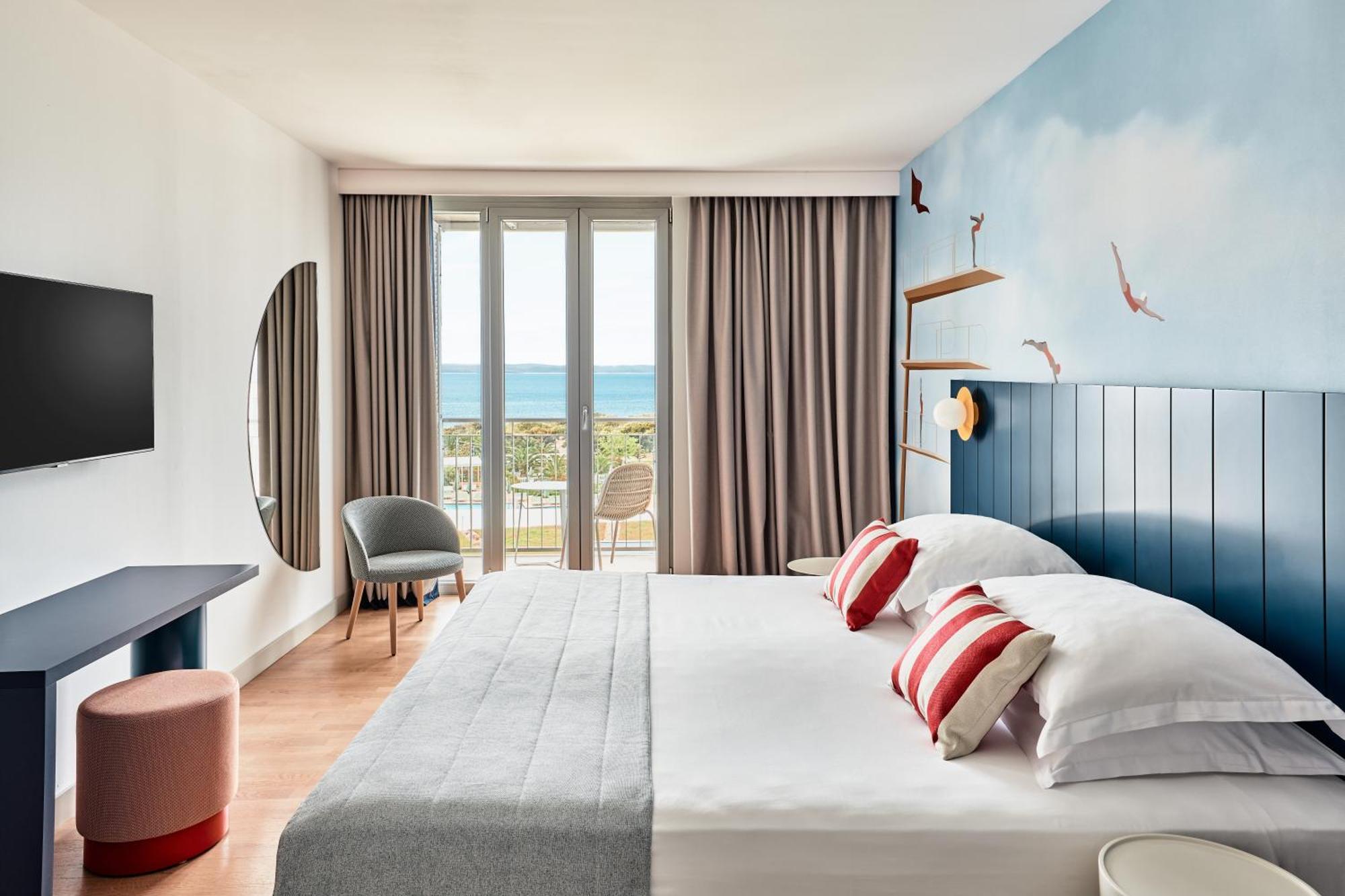 Falkensteiner Family Hotel Diadora Petrcane Værelse billede A room at the hotel